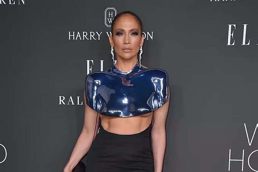 jennifer lopez corset dress Jennifer Lopez revives the corset trend in a dramatic sweetheart neckline gown