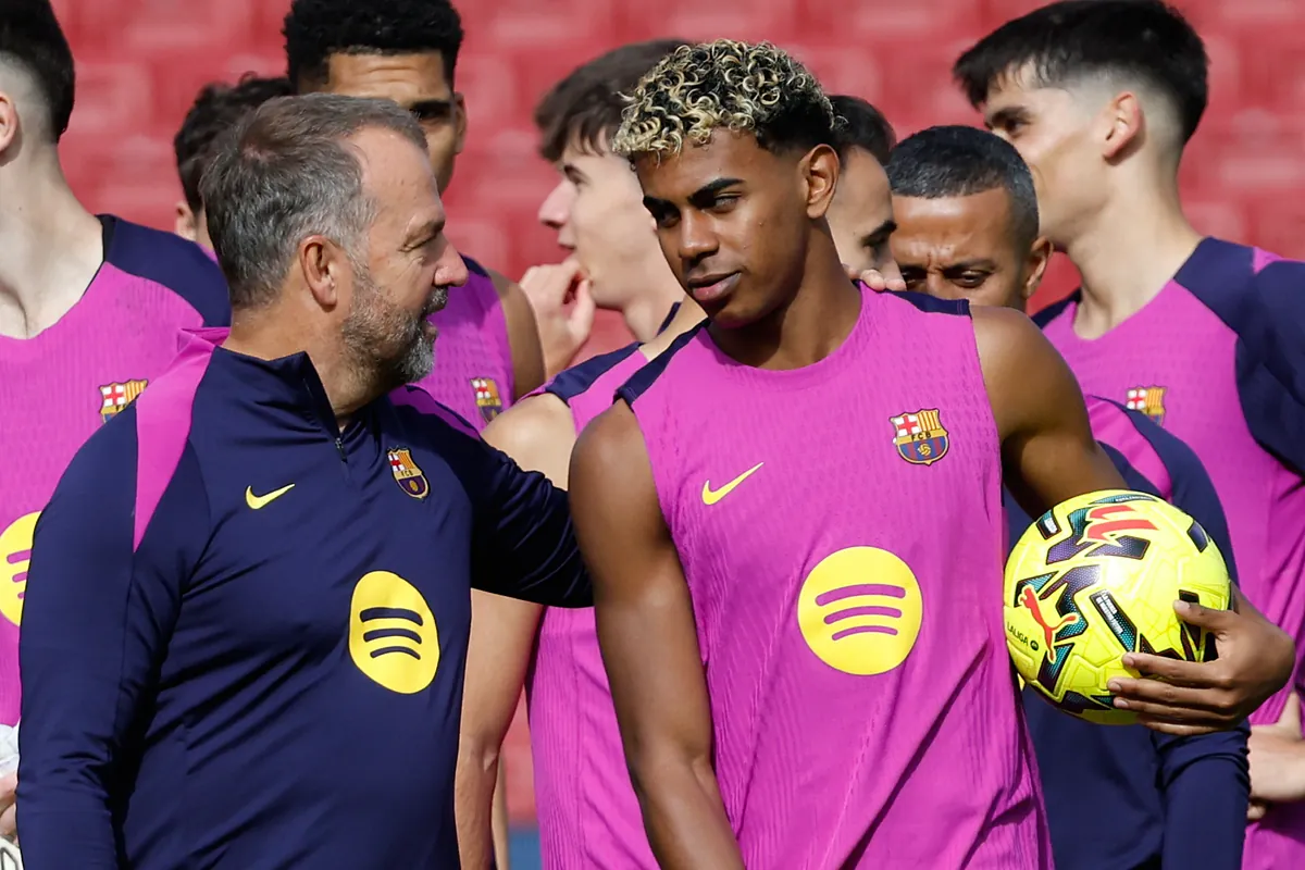 Hansi Flick stands by Lamine Yamal after outburst: "I'll always protect him"