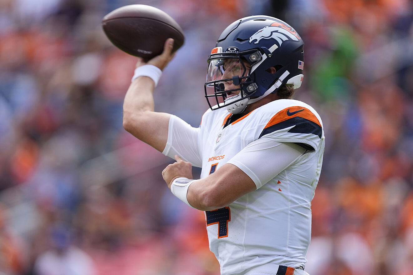 Zach Wilson shines in preseason, positions himself as strong contender for the No.2 quarterback role