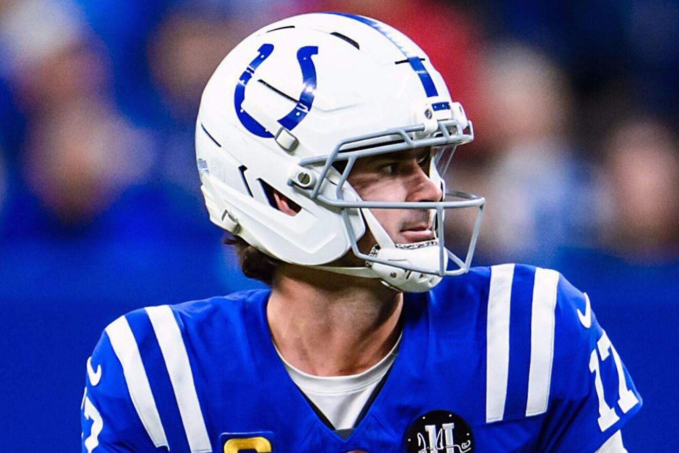 Why is Daniel Jones the next Sam Darnold that can help his team get to...