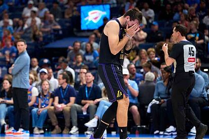 (min-width: 768px) 165px, 98px