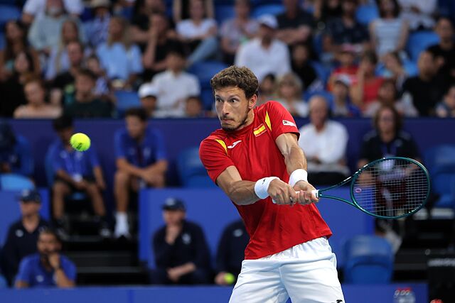 Carre�o pega de rev�s.