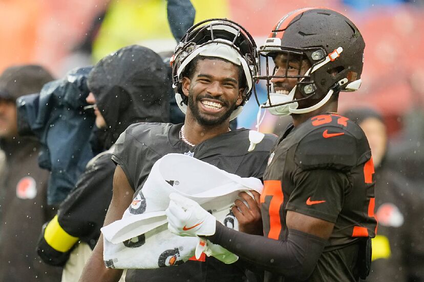 Cleveland Browns reportedly preparing Shedeur Sanders to start against the  New York Jets after the bye week | Marca