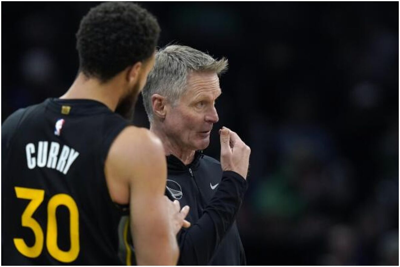 Steve Kerr and Stephen Curry