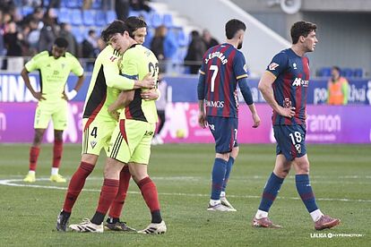 (min-width: 768px) 165px, 98px