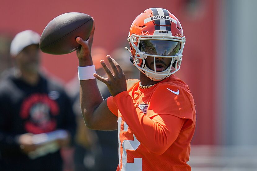 Browns owner Jimmy Haslam is desperate for a star and will pressure Kevin  Stefanski to start Shedeur Sanders | Marca