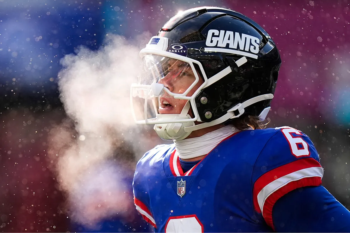 Jaxson Dart's ex-girlfriend wants nothing to do with the Giants QB and shows her loyalty to another NFL team