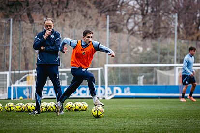 (min-width: 768px) 165px, 98px