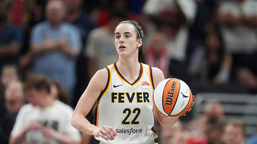 Caitlin Clark is quick to praise the spectacular season her teammate is  having in the EuroLeague | Marca