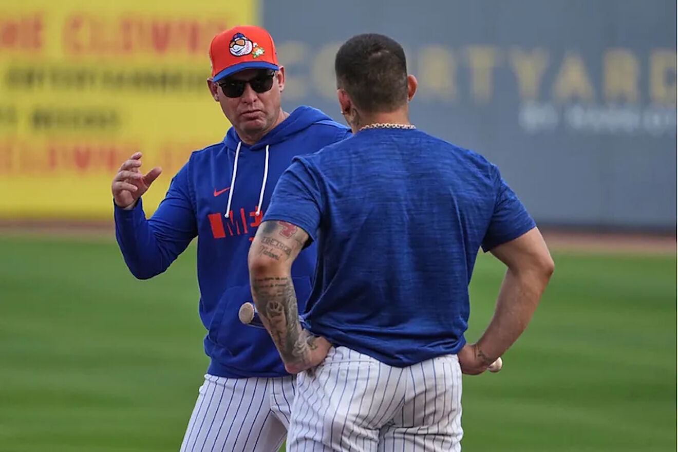 Carlos Mendoza decides to erase a historic Major League Baseball...