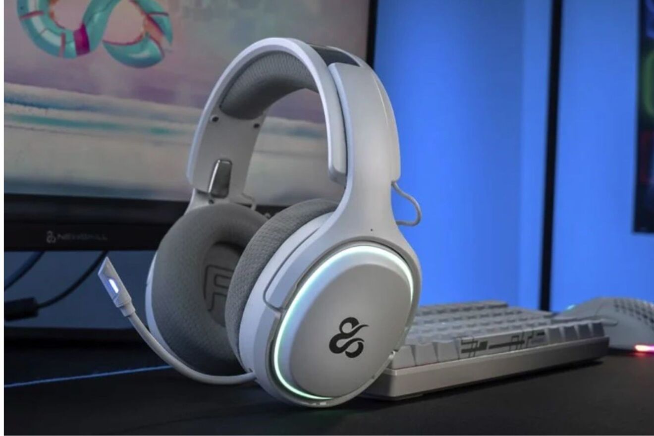 Para jugar en PC, consola o móvil: estos auriculares Newskill tienen un 44% de descuento.
