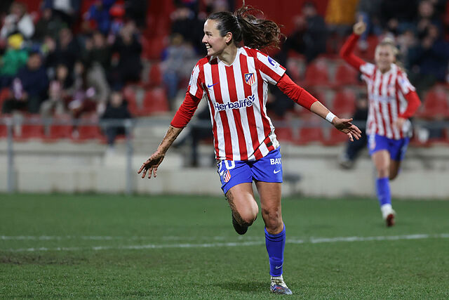 Amaiur Sarriegi celebra un gol ante el Athletic Club