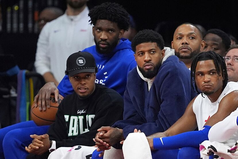 Injured Joel Embiid and Paul George return to watch from the bench in 76ers'  loss to Clippers | Marca