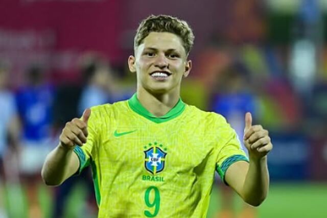 Dell celebra una victoria con Brasil.