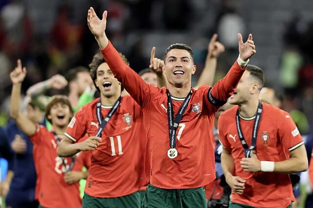 Cristiano Ronaldo celebra el triunfo en la Nations League.
