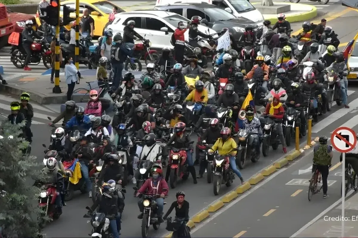 Bogotá Enforces Motorcycle Restrictions for Halloween to Enhance Safety Measures
