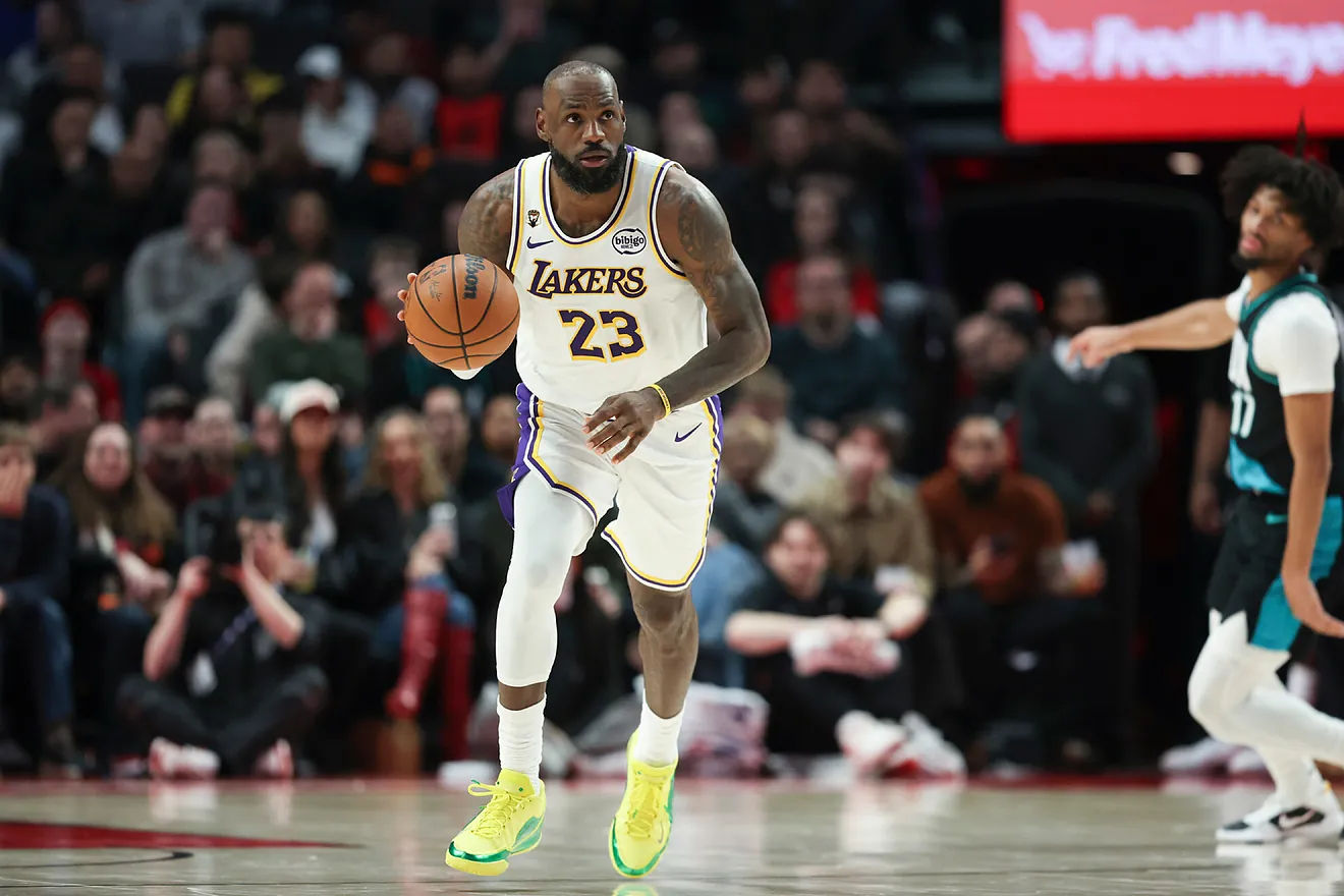 Former teammate predicts LeBron James will leave the Lakers: Where will he end up?