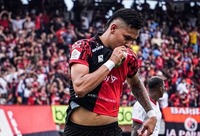 (min-width: 768px) 165px, 98px