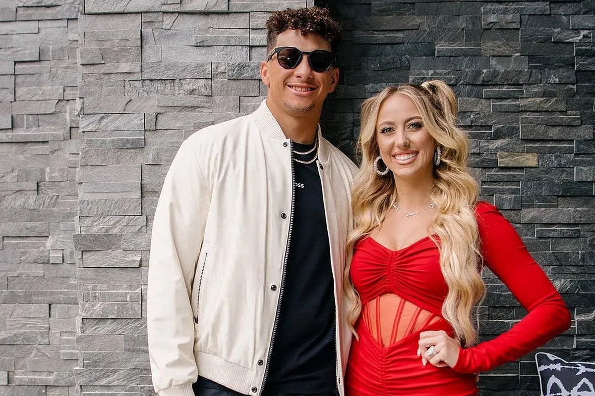 Brittany Mahomes spreads holiday cheer to Erin Andrews whilst Patrick prepares to save NFL season vs Texans