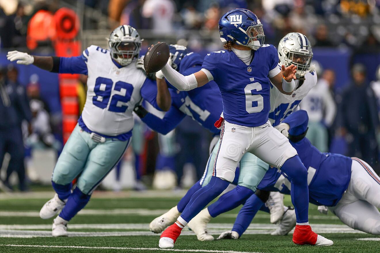 Are the Dallas Cowboys and New York Giants plotting something historic? What trade could be in the works?