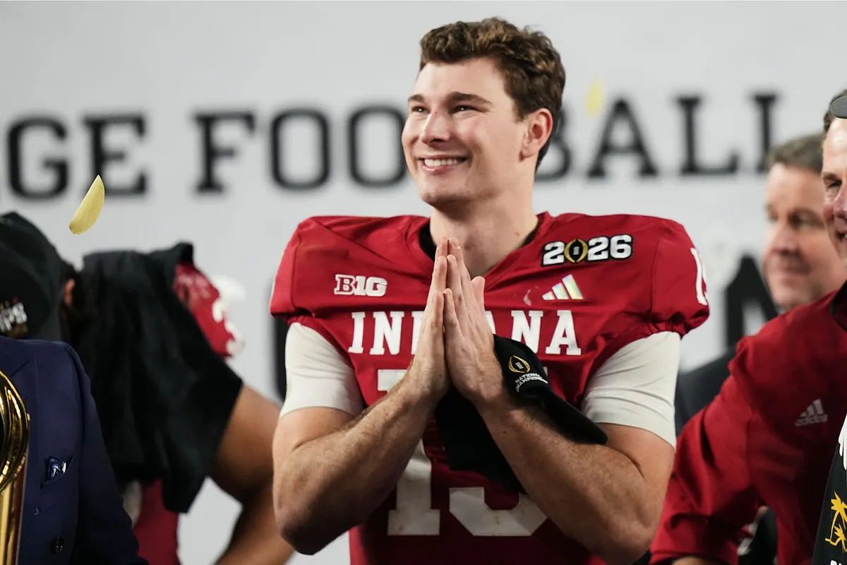 Fernando Mendoza's rise is casting a shadow over other talented QBs in the 2026 NFL Draft