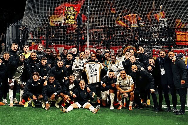 La plantilla del Lens