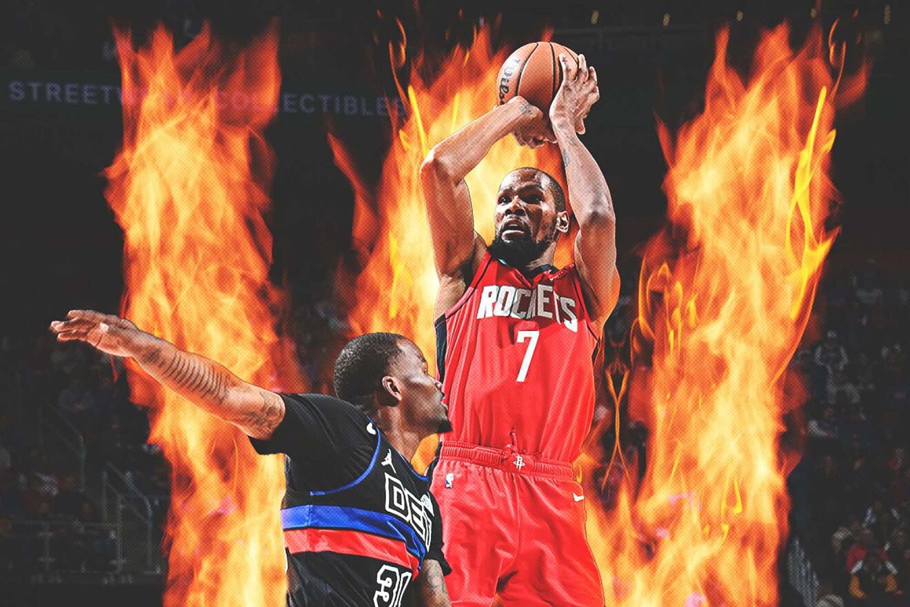 Kevin Durant has a verbal confrontation with a heckler who was talking...