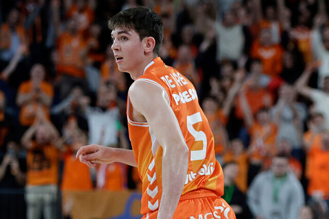 Sergio de Larrea en un partido de la Liga Endesa.