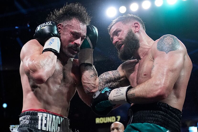 Caleb Plant delivers big blow to Trevor McCumby after being dominated and  wins WBA interim title | Marca