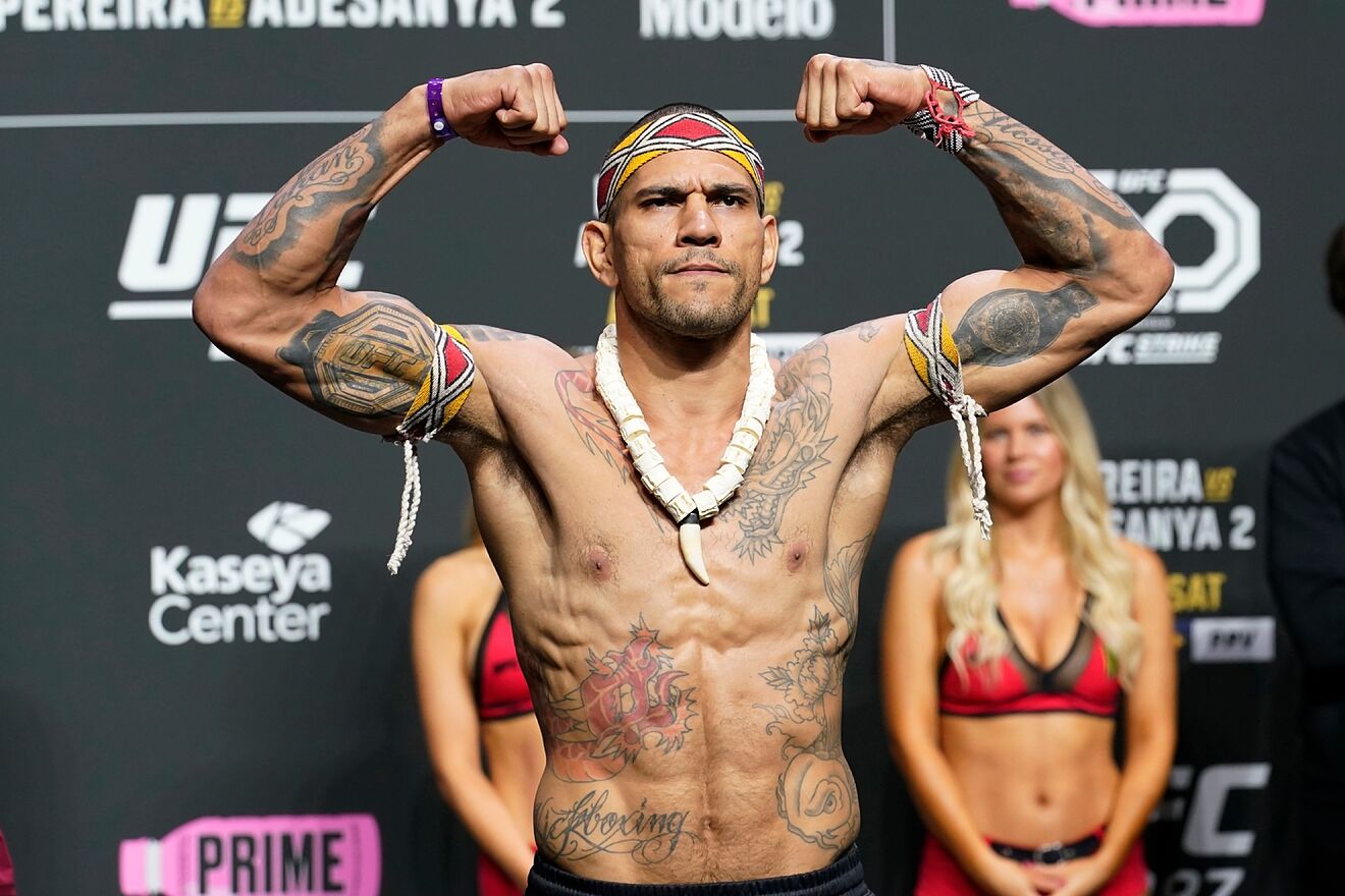 Alex Pereira insists on third belt: "I mentioned the White House and Jon Jones, but..."