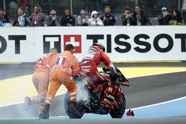 Bagnaia, tras su ca�da del domingo en Le Mans.