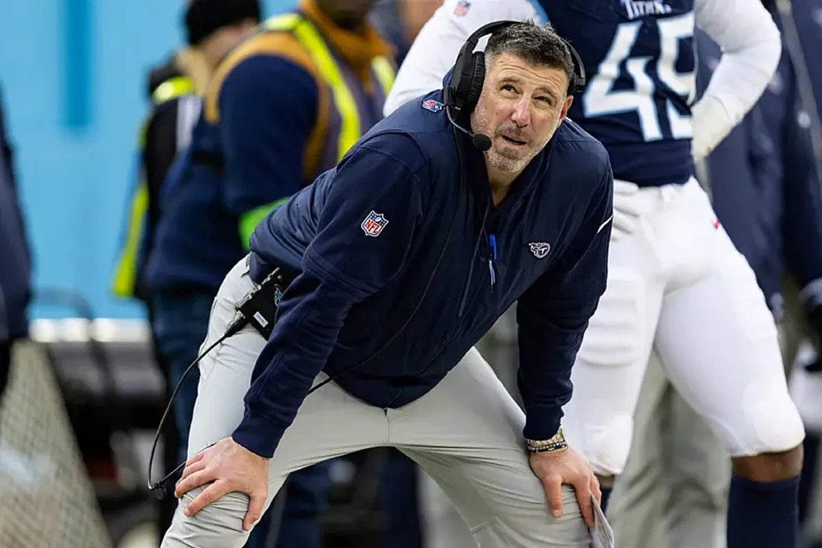 Mike Vrabel eyes history: Patriots coach could tie wins record in first season this Sunday