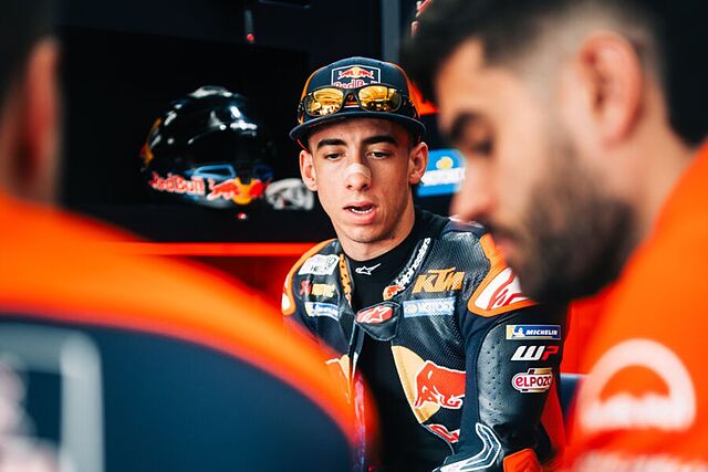 Pedro Acosta ya mira al primer Gran Premio del a�o, este fin de semana.