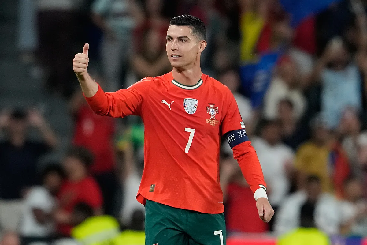 Ronaldo hints at European return as 1,000-goal milestone looms