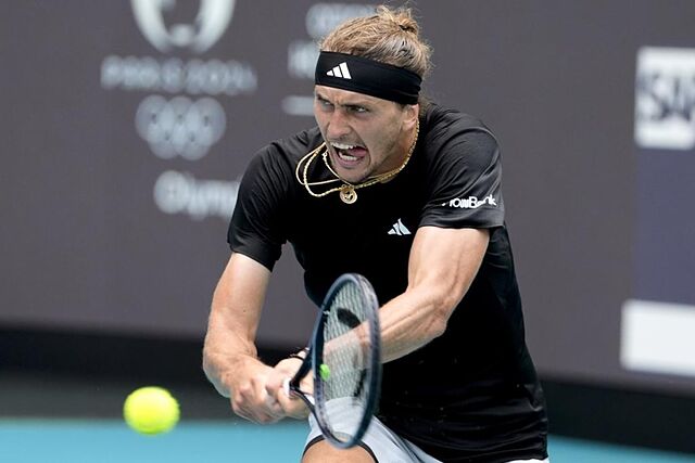 Alexander Zverev, durante su partido ante Fabian Marozsan