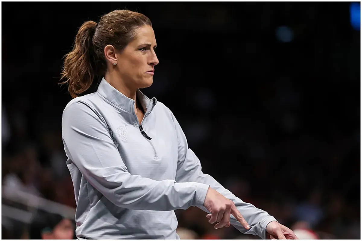 Stephanie White addresses controversy surrounding Sophie Cunningham's new contract: "It's part of the business"