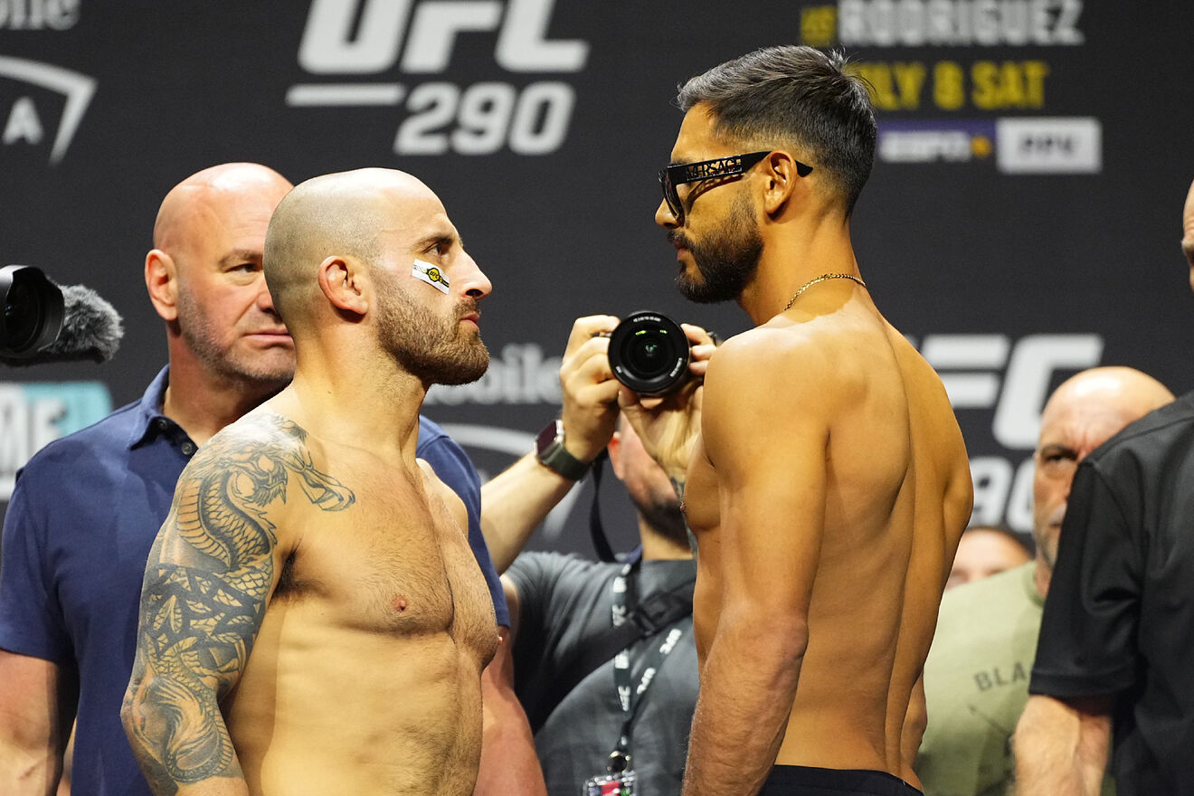 Alexander Volkanovski and Yair Rodriguez