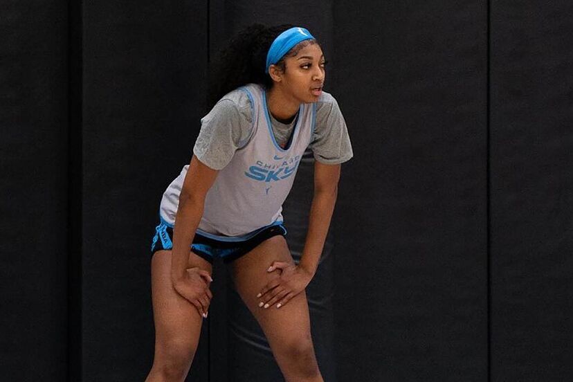Angel Reese put through physical challenge of WNBA in Chicago Sky training camp and makes it look easy | Marca