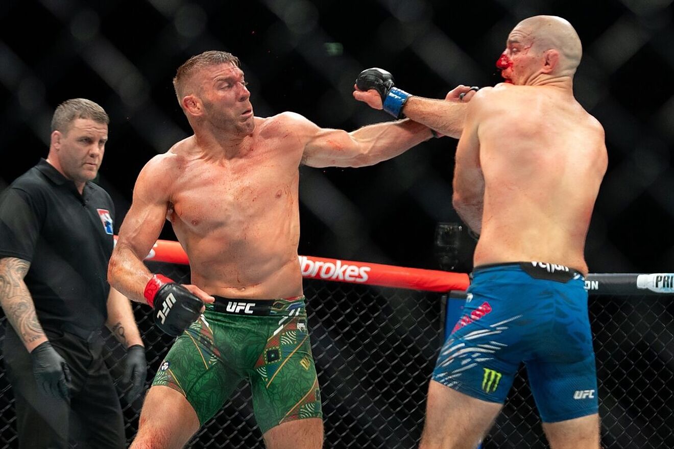 Dricus Du Plessis wins bloody battle against Strickland to retain world title