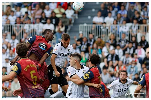 Nsongo, que abri� el marcador, y Sergio Gonz�lez, al que le hicieron el penalti, en el aire