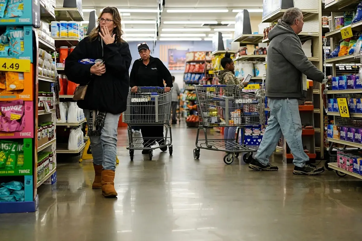 Supermarkets in the United States issue warning ahead of severe winter storm
