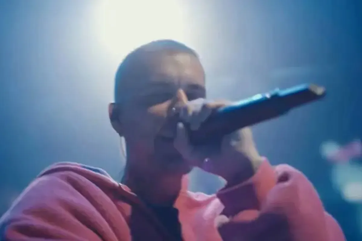 Justin Bieber reappears at Coachella 2026 with 'Baby' and transforms his concert into a tribute to his beginnings