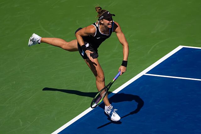 Haddad Maia, al saque.