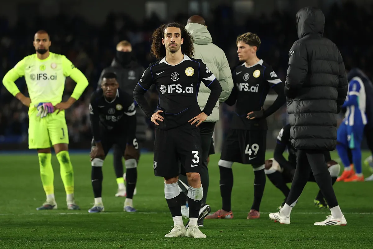 Chelsea in chaos: Rosenior slams players and Cucurella's hairdresser accused of being a leaker