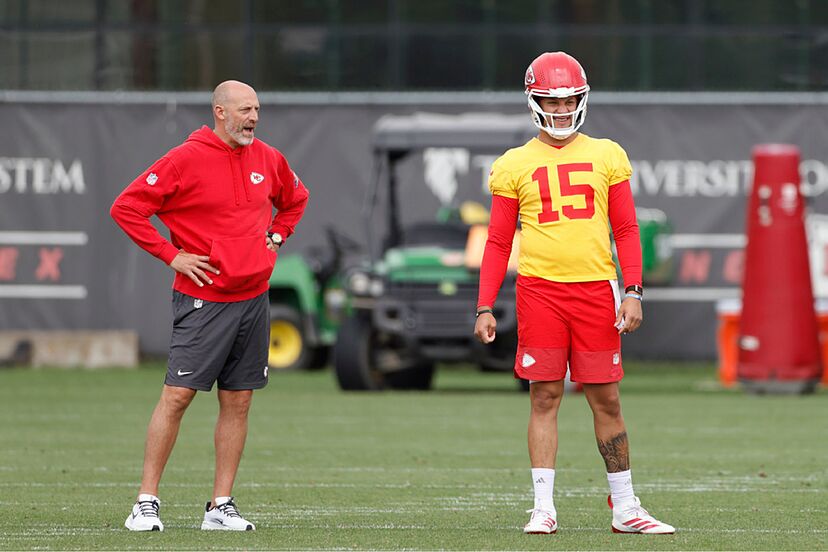 Matt Nagy has not been the offensive coordinator Patrick Mahomes needs to  return to glory | Marca