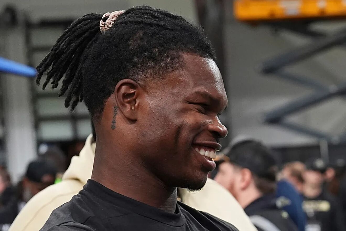 Steve Smith Sr. noticed flaw in Travis Hunter's game at Pro Day that could put two-way future in jeopardy